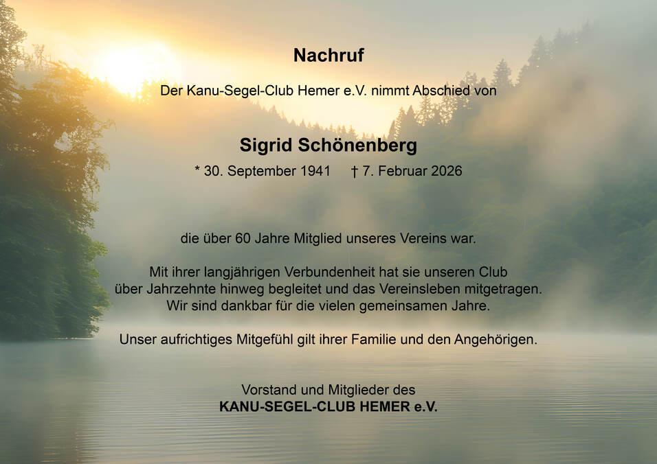 Nachruf auf Sigrid Sch&ouml;nenberg, unterlegt mit einer nebligen Waldlandschaft am Wasser, Betroffene des Vereins Kanu-Segel-Club Hemer e.V.